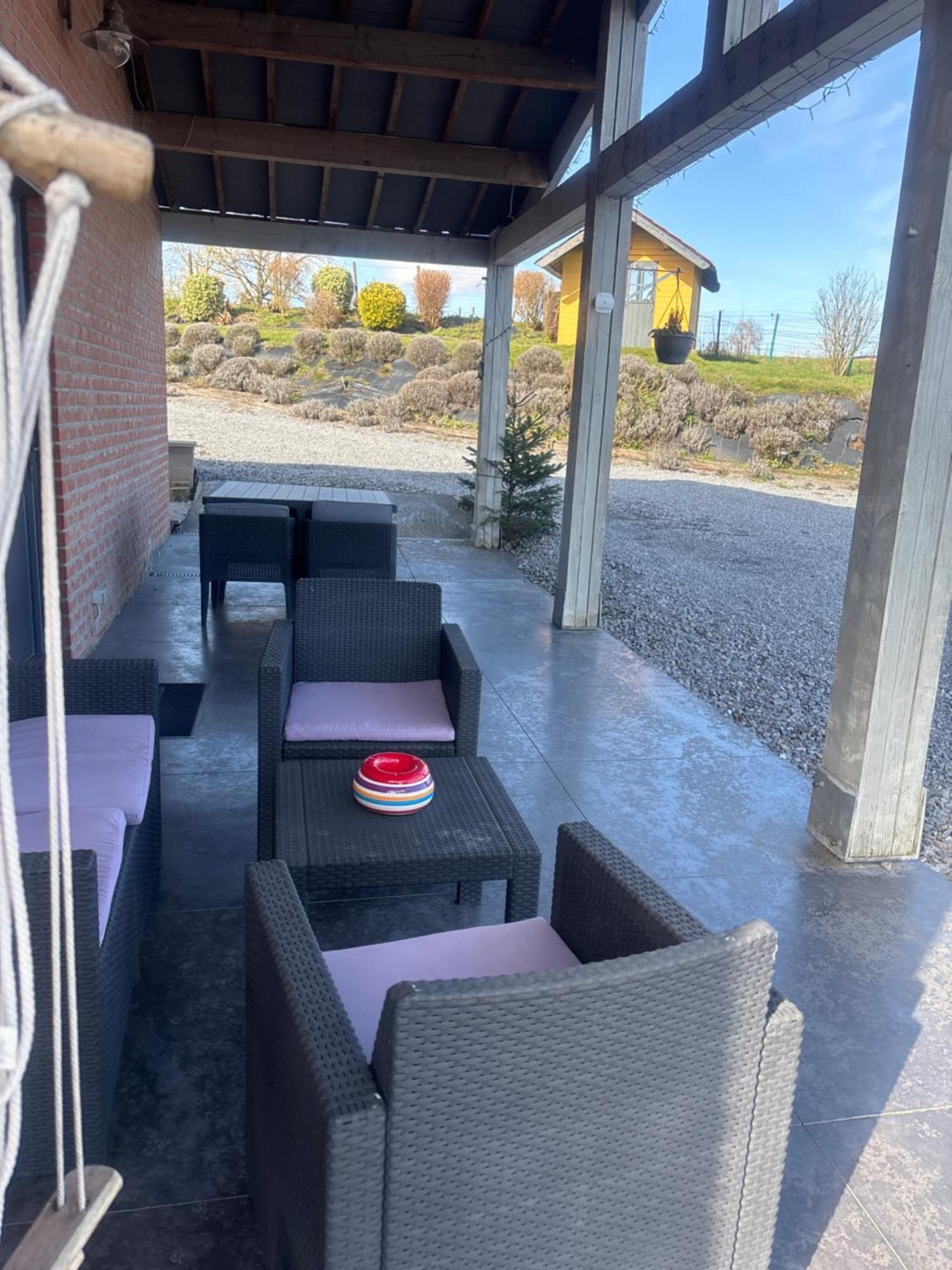 Apartamento Le Calme De La Prairie De Lieja Exterior foto